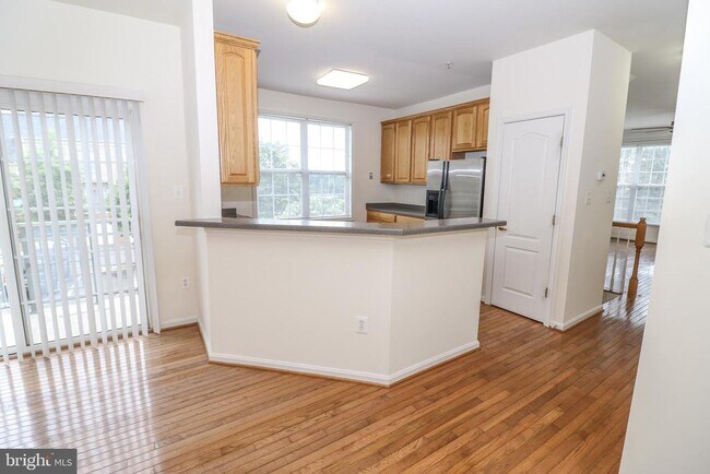 Building Photo - 12180 Abington Hall Pl