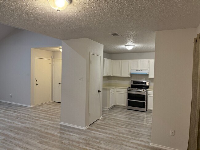 Building Photo - 11371 Fish Springs Dr