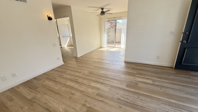 Building Photo - 1720 Orinda Ct