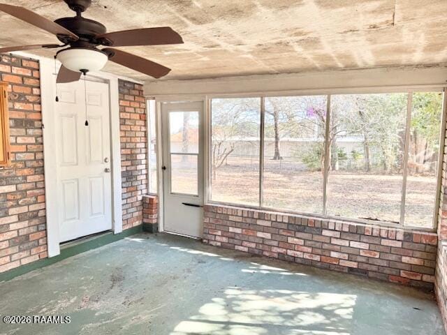 Building Photo - 103 Holly St