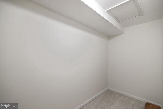 Building Photo - 131 Timberbrook Ln
