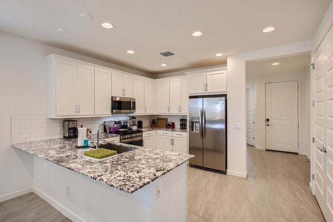 Building Photo - 9417 W Atlantis Wy