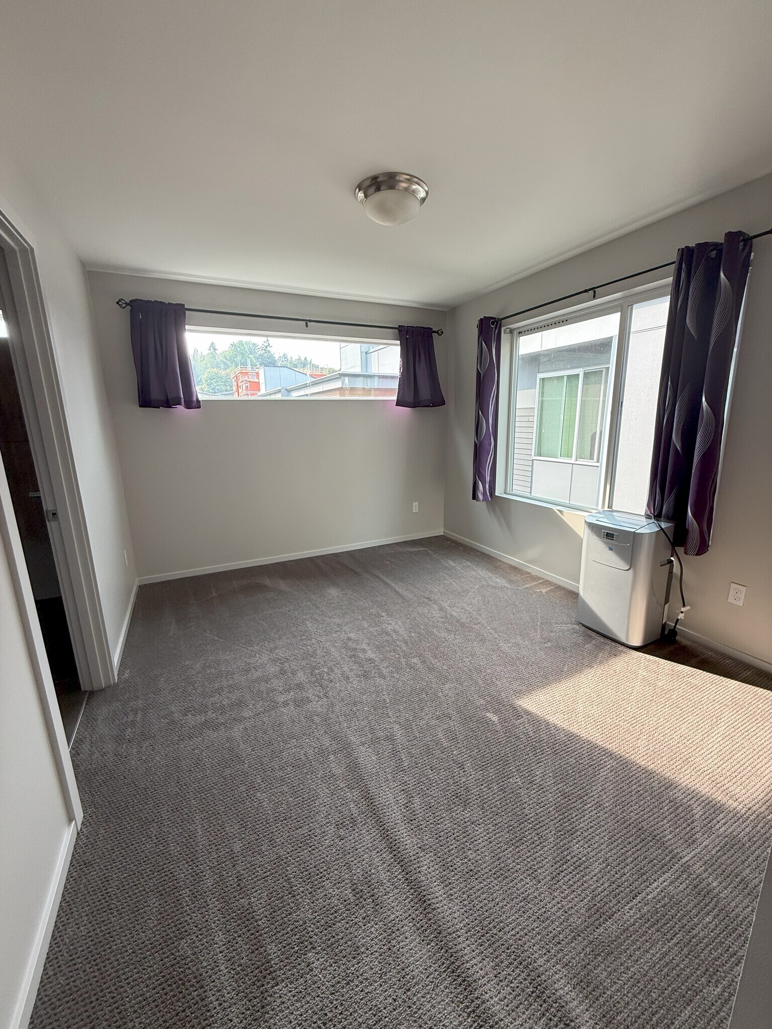 North Primary Bedroom - 5007 Renton Ave S