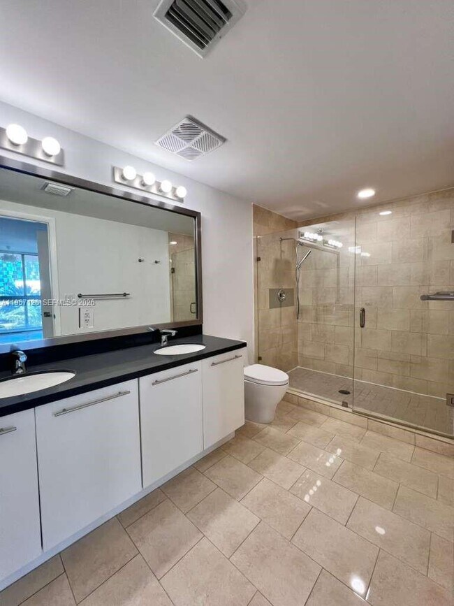 Building Photo - 90 SW 3rd St