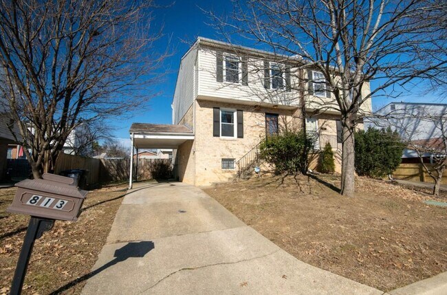 Building Photo - OPEN HOUSE - Saturday August 9th - 3bd 2.5...
