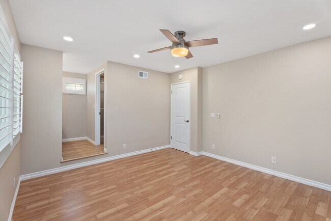 Building Photo - Beautiful Yorba Linda 3 Bedroom 2.5 Bathro...