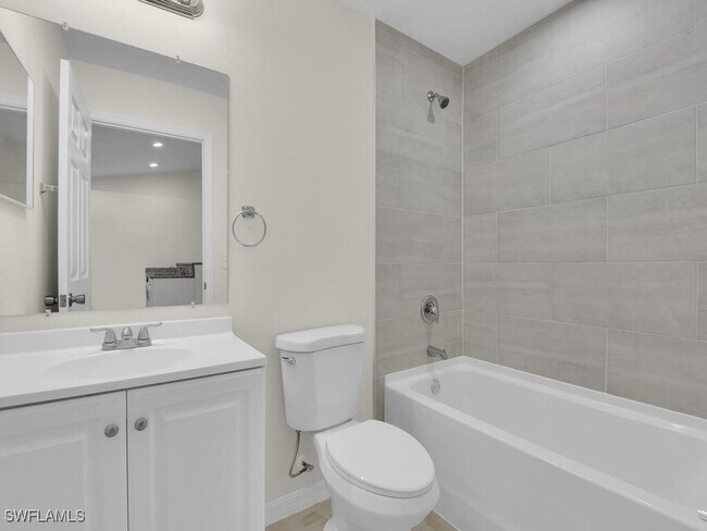 Building Photo - 1515 SW 48th Terrace