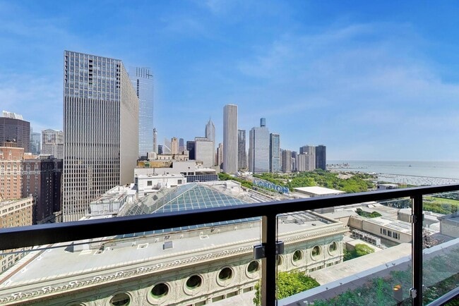 Building Photo - 310 S Michigan Ave
