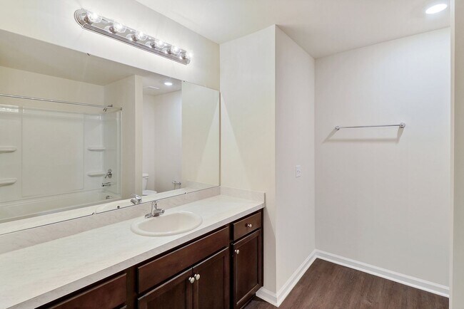 Building Photo - 153 Braxton Blvd