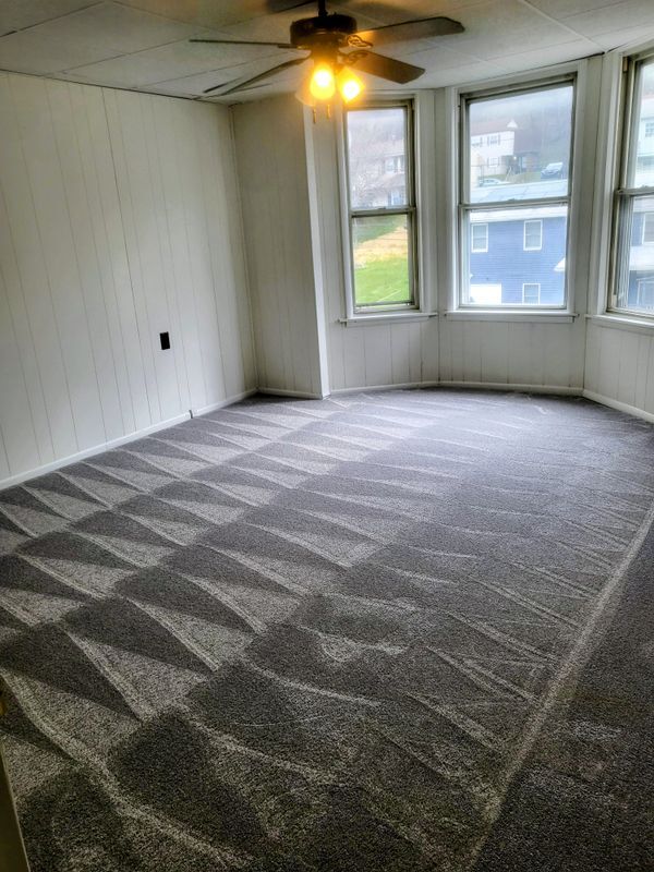 Building Photo - 640 S 2nd St