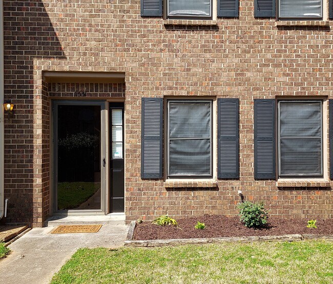 Building Photo - 11531 Jade Ln SE