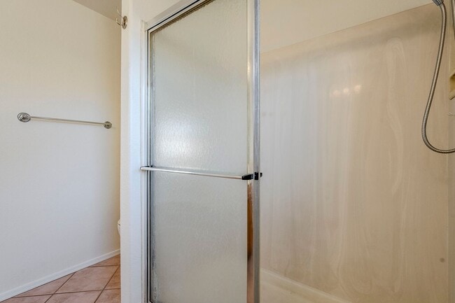 Building Photo - Beautifully Updated 4-Bedroom Home with Easy Access to Loop 101!