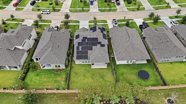Building Photo - 2526 Bayrose Dr
