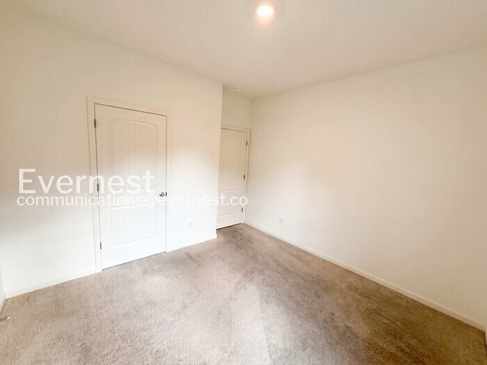 Building Photo - 7044 Turnberry Highlands Cv