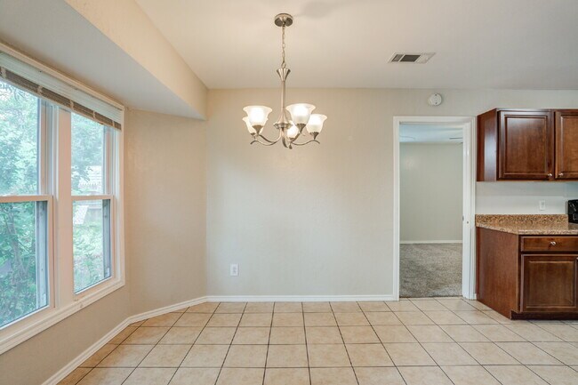 Building Photo - South Lubbock 4 bedroom 2 bath home
