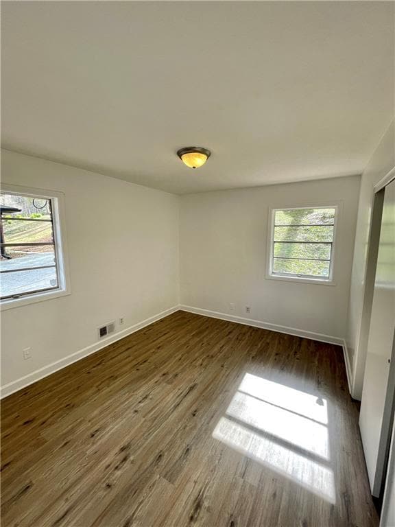 Building Photo - 2908 Skyland Dr NE