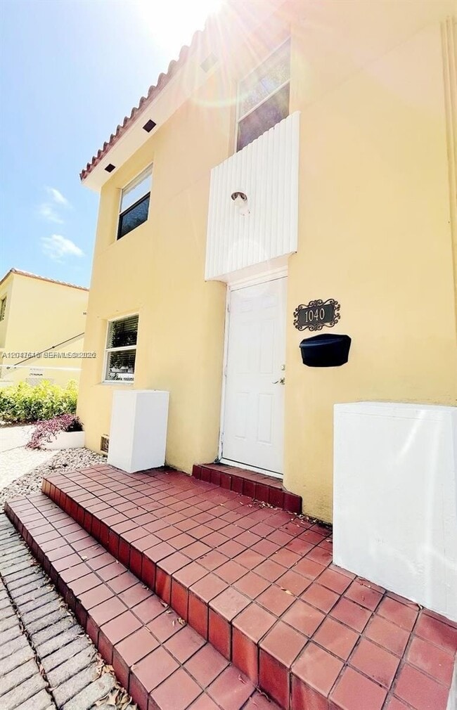 Building Photo - 1040 Lenox Ave.