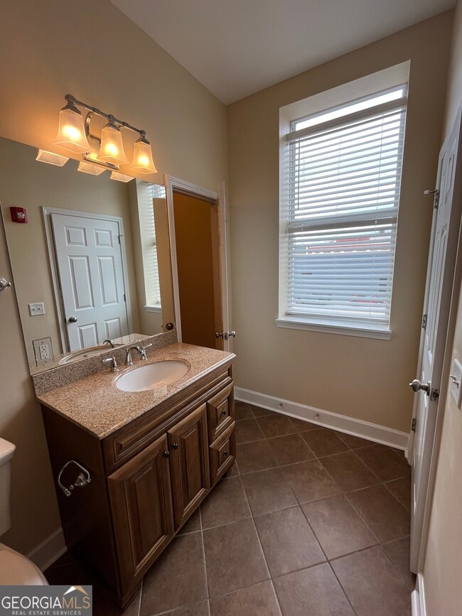 Building Photo - 55 E Main St