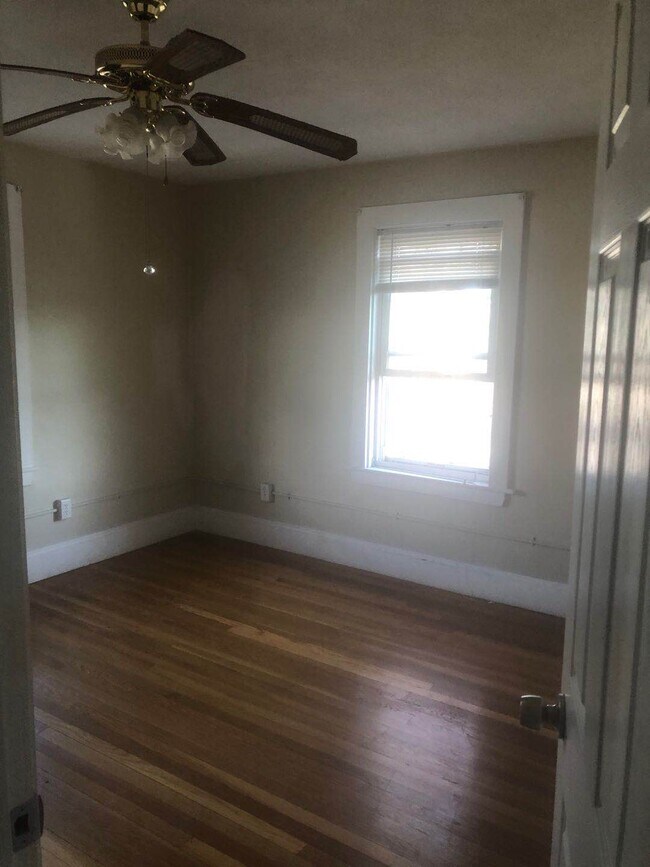 Building Photo - 80 Rodman St