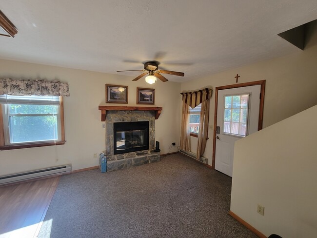 Building Photo - 507 Utah Mountain Rd