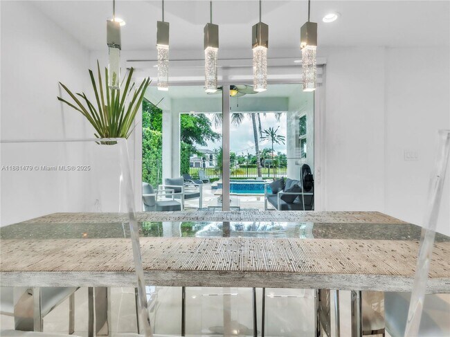 Building Photo - 3366 SW 152nd Pl