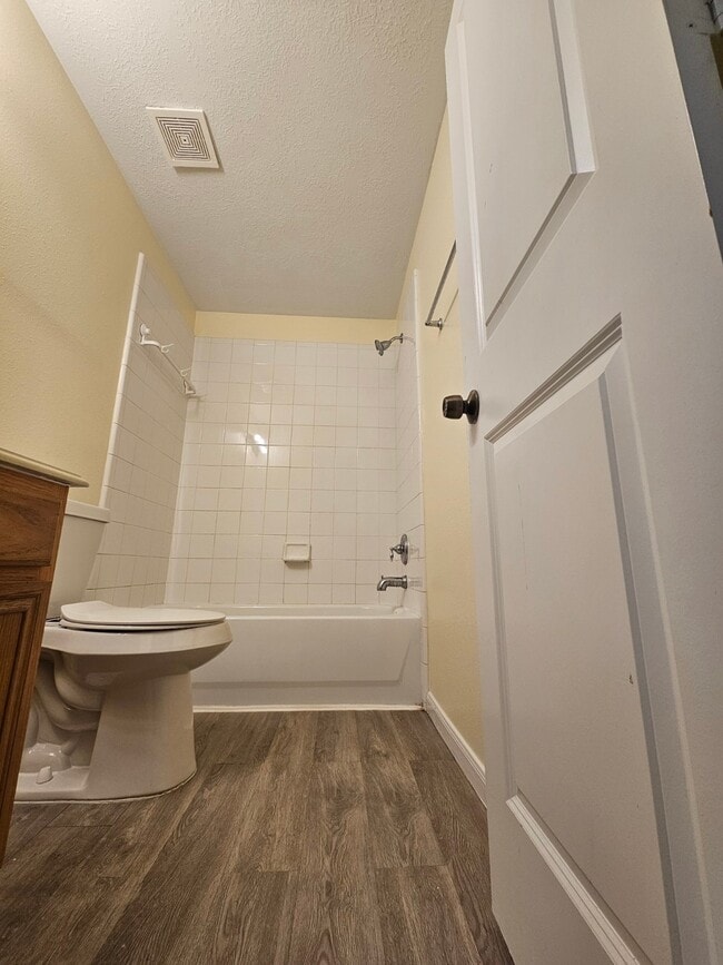 Building Photo - 12306 Scarlet River Dr