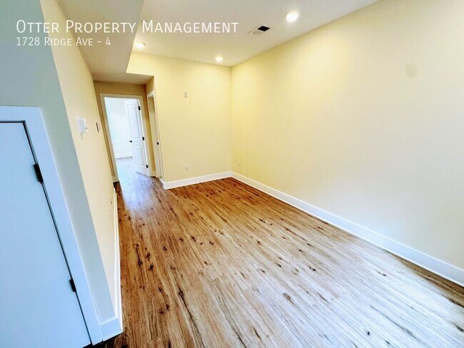 Building Photo - 1728 Ridge Ave
