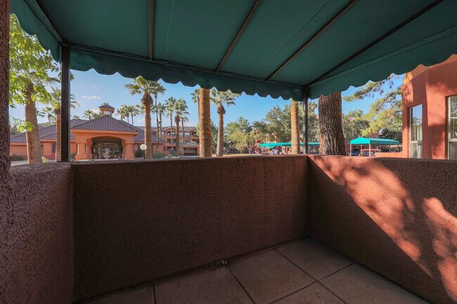 Building Photo - 14950 W Mountain View Blvd