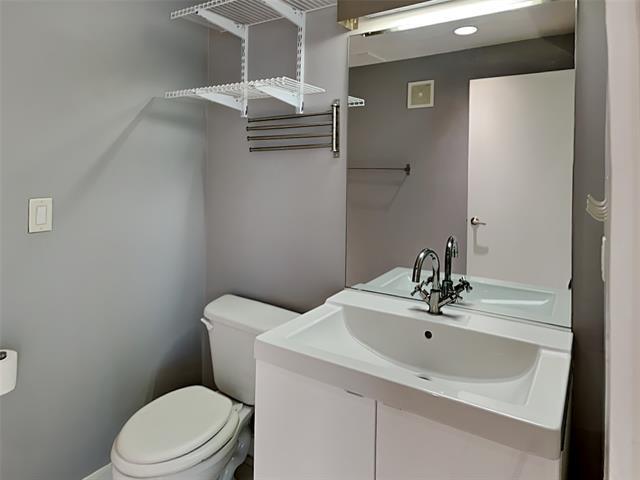Building Photo - 1111 S Akard St