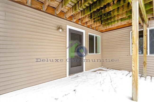 Building Photo - 3 Bedroom 1 Bathroom Apartment in ALTO!!