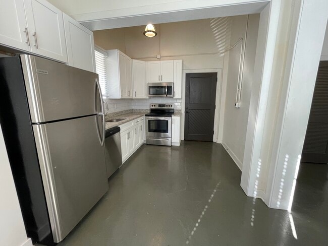 Building Photo - Culpeper Lofts - Building A