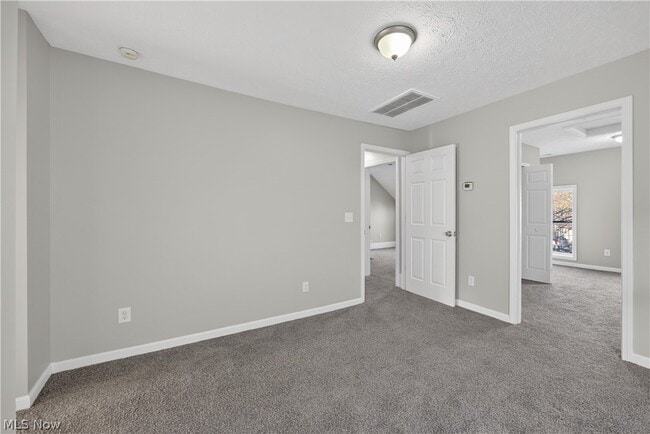 Building Photo - 1566 Winchester Ave