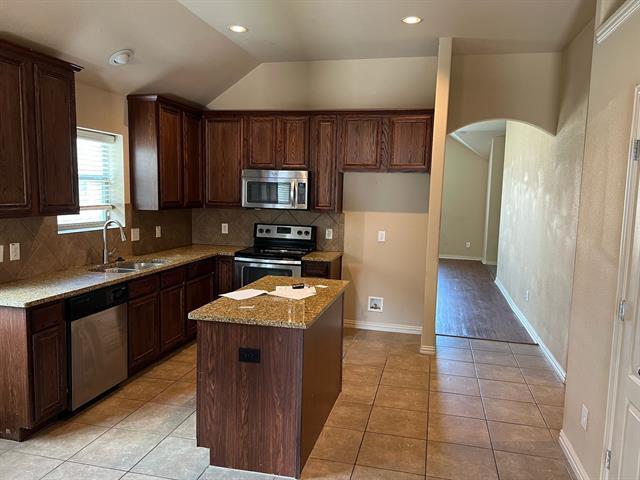 Building Photo - 6333 Spring Ranch Dr