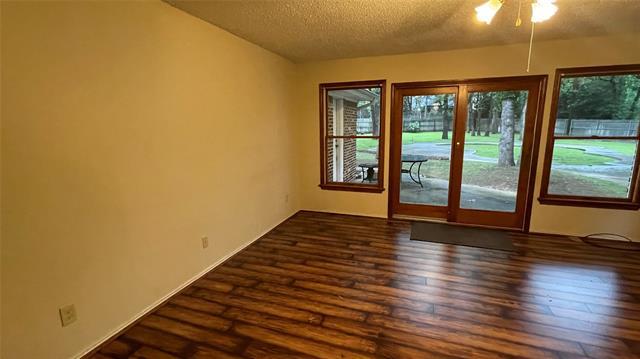Building Photo - 7213 Tumbleweed Ct