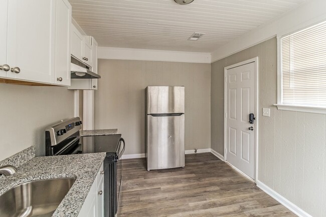 Building Photo - 702#B West Church Street, 31030; #2116170 - 2116170