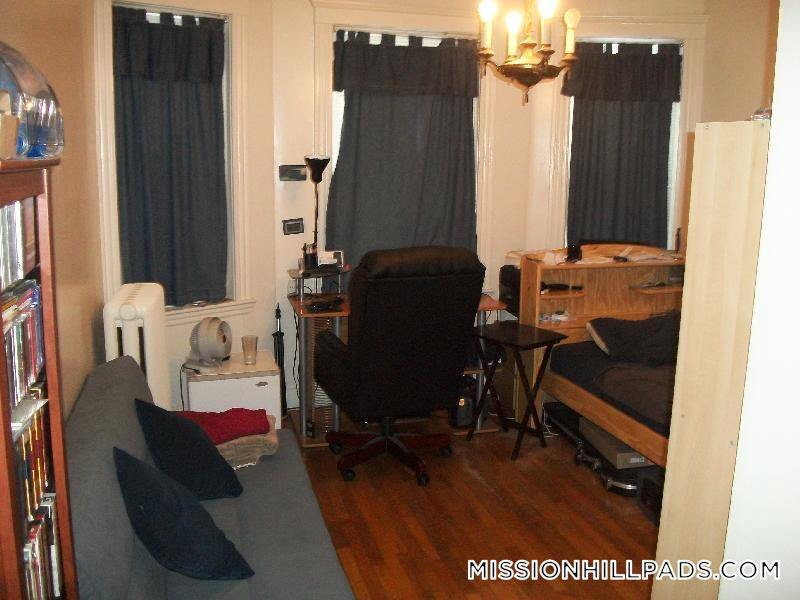Building Photo - 49 Worthington St