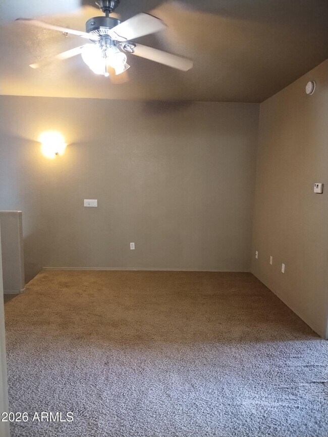 Building Photo - 16825 N 14th St