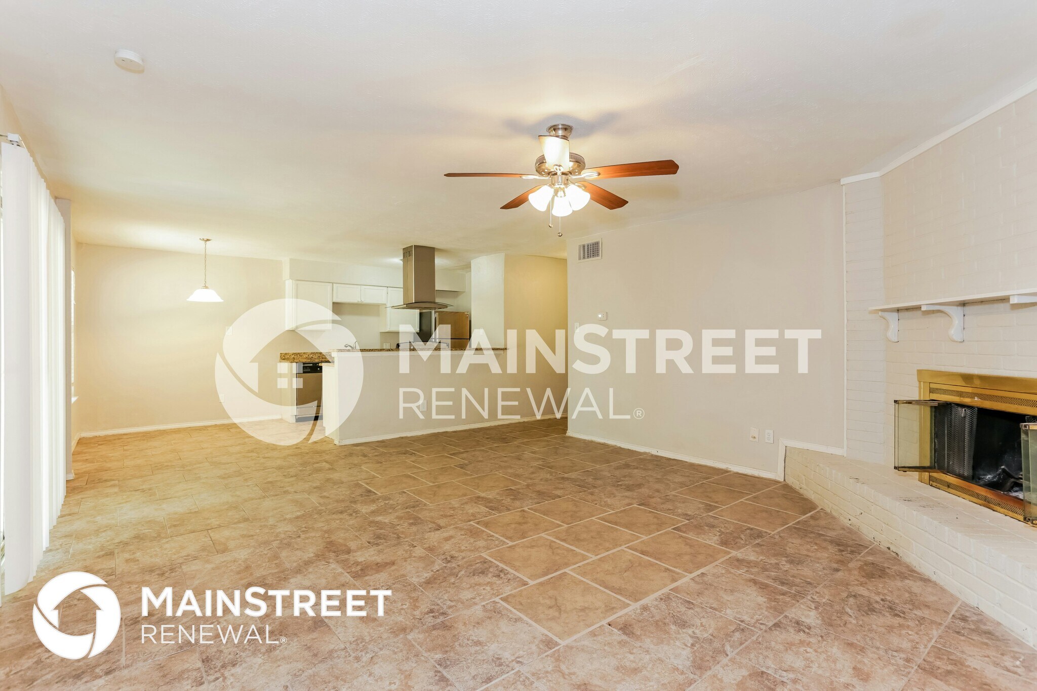 Building Photo - 817 Sandalwood Ln