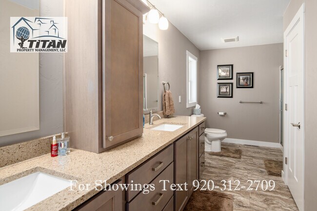 Building Photo - 1012 Faith Ct