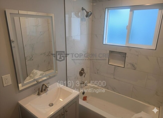 Building Photo - 4866 Fond Du Lac Ct