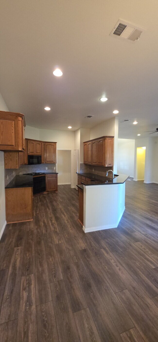 Building Photo - Beautifully Remodeled Home in Mansfield ISD – Corner Lot with Modern Upgrades!