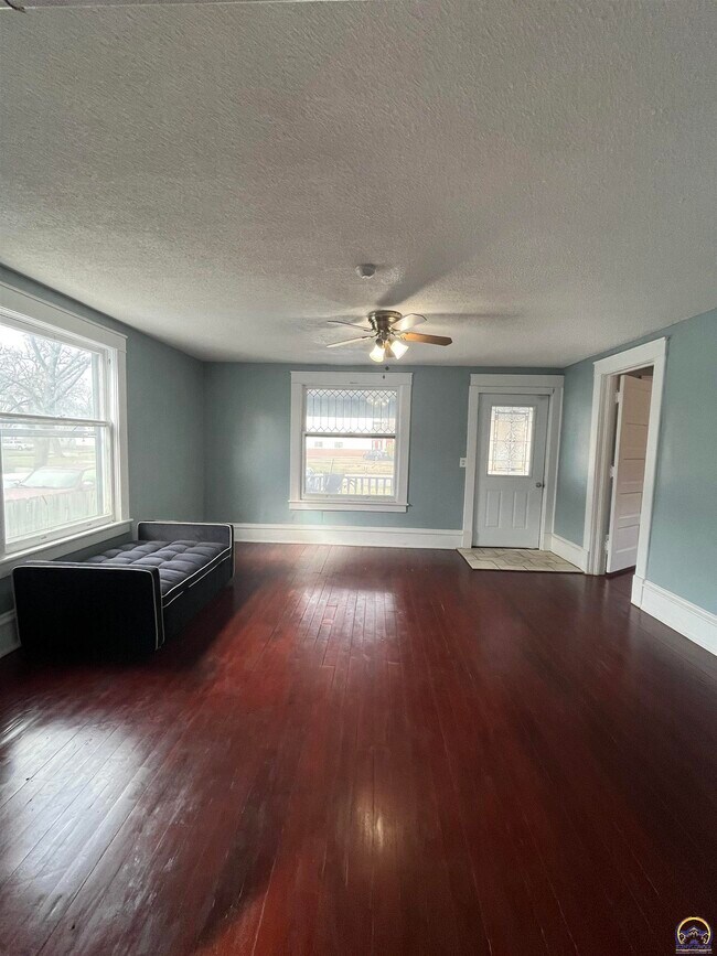 Building Photo - 810 Exchange St