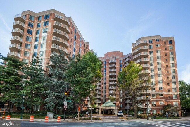Building Photo - Condo at The Chase in Downtown Bethesda!  Pool, Balcony & Next to Metro!