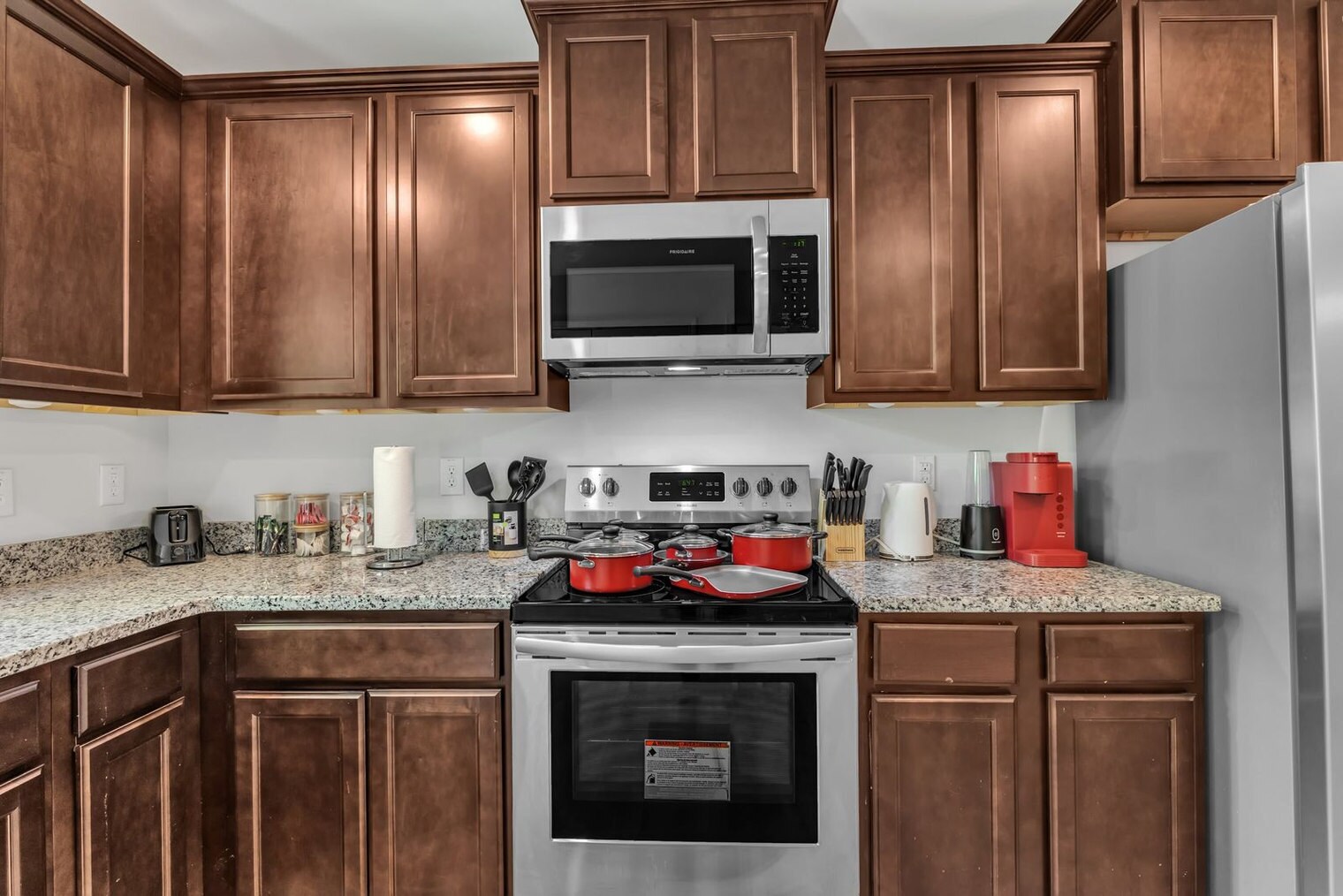 Building Photo - 229 Socket St