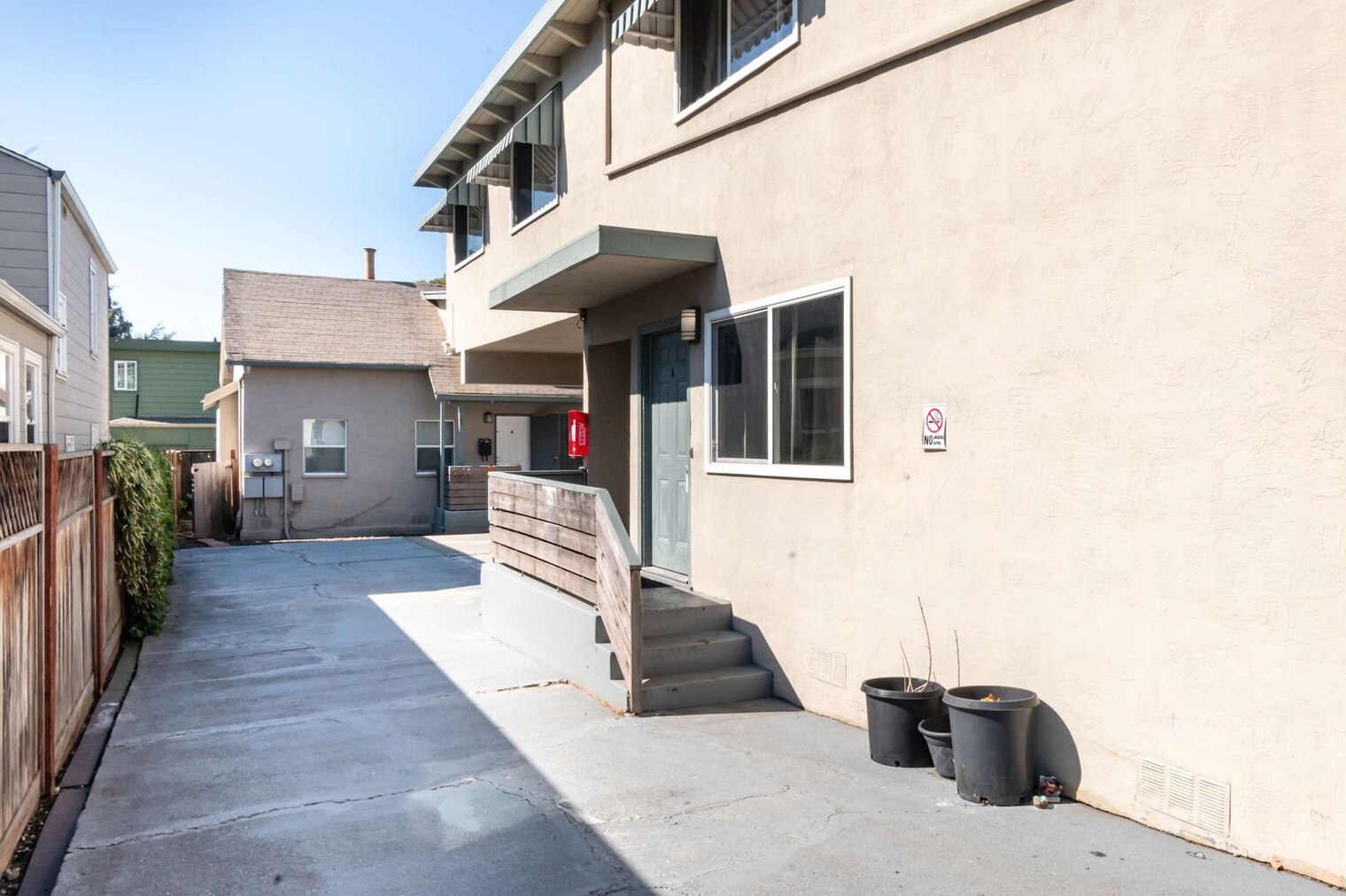 Building Photo - 2312 Bonar St