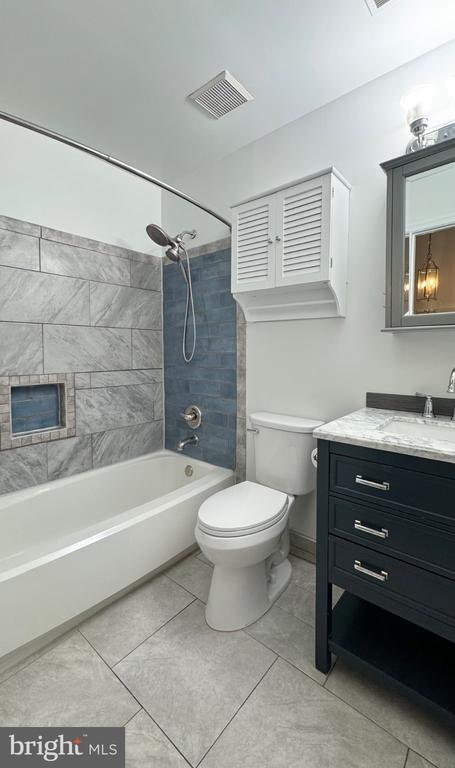 Building Photo - 6622 Frost Lake Ln