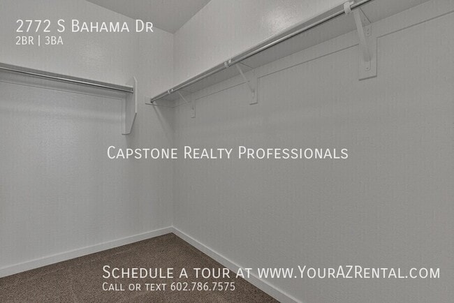 Building Photo - 2772 S Bahama Dr