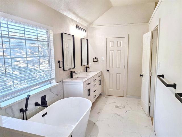 Building Photo - 5524 Bryce Canyon Dr