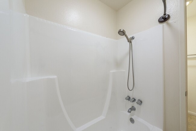 Building Photo - Serenity Abounds in University City!