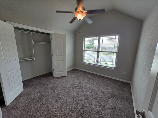 Building Photo - 1100 Gardenia St